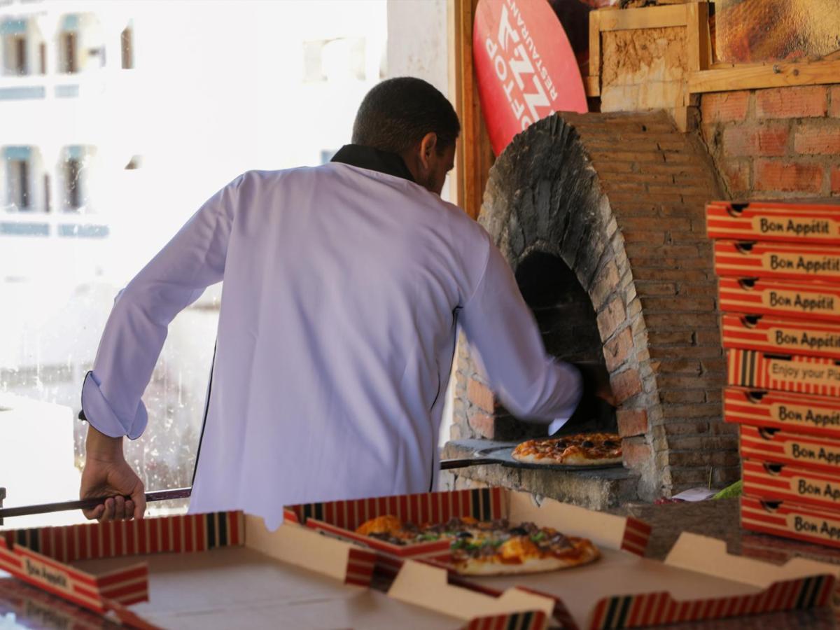 فندق Locals Taghazout Surfcamp المظهر الخارجي الصورة