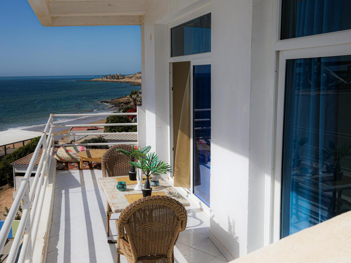 فندق Locals Taghazout Surfcamp المظهر الخارجي الصورة