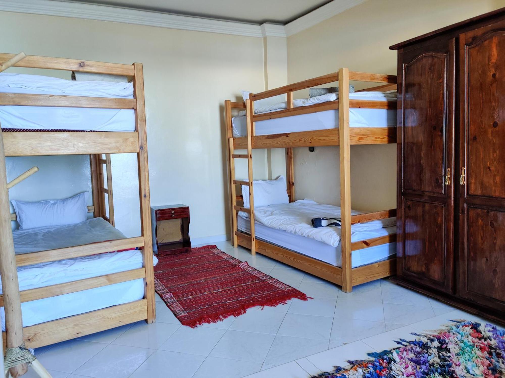 فندق Locals Taghazout Surfcamp المظهر الخارجي الصورة