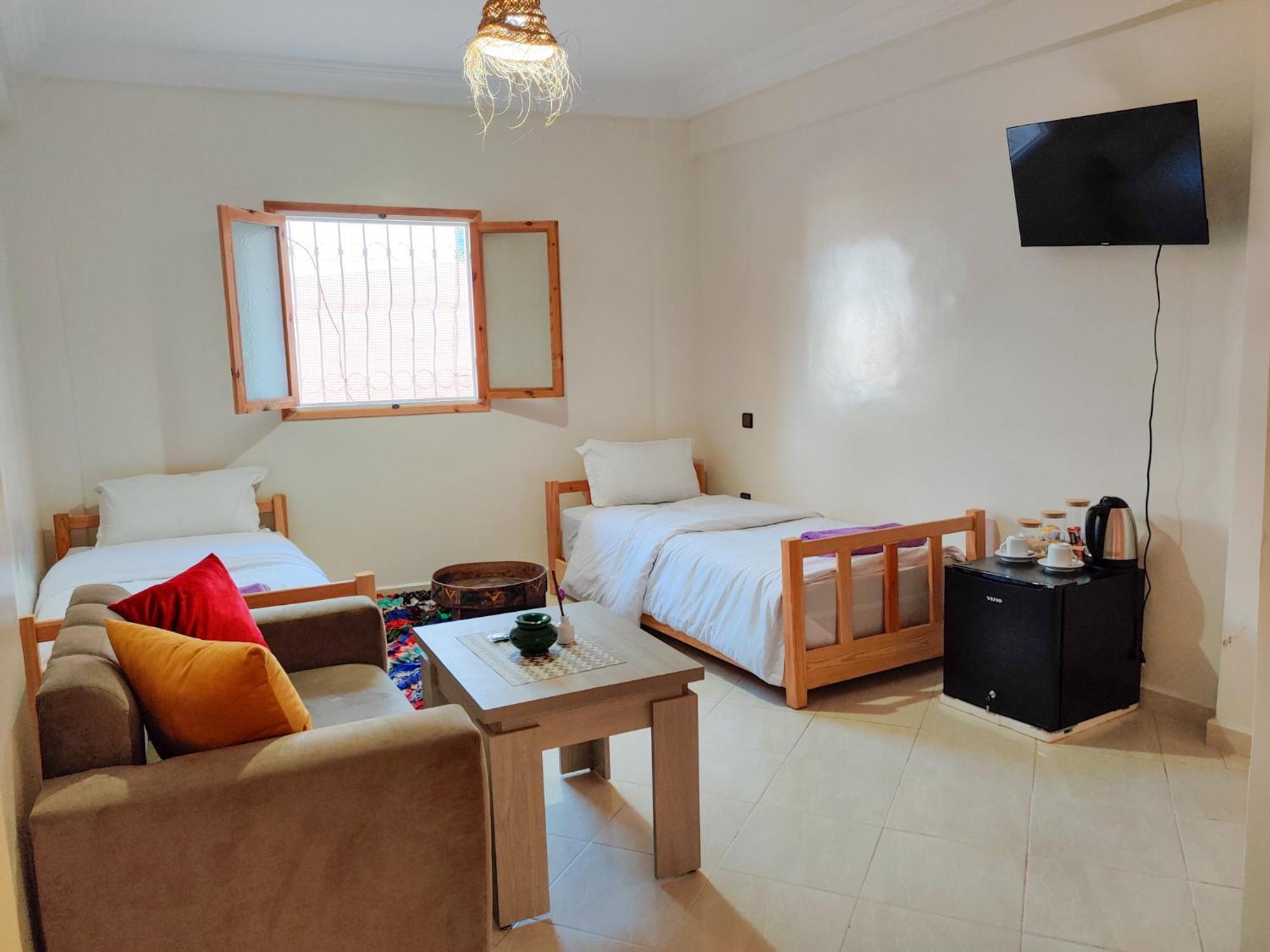 فندق Locals Taghazout Surfcamp المظهر الخارجي الصورة